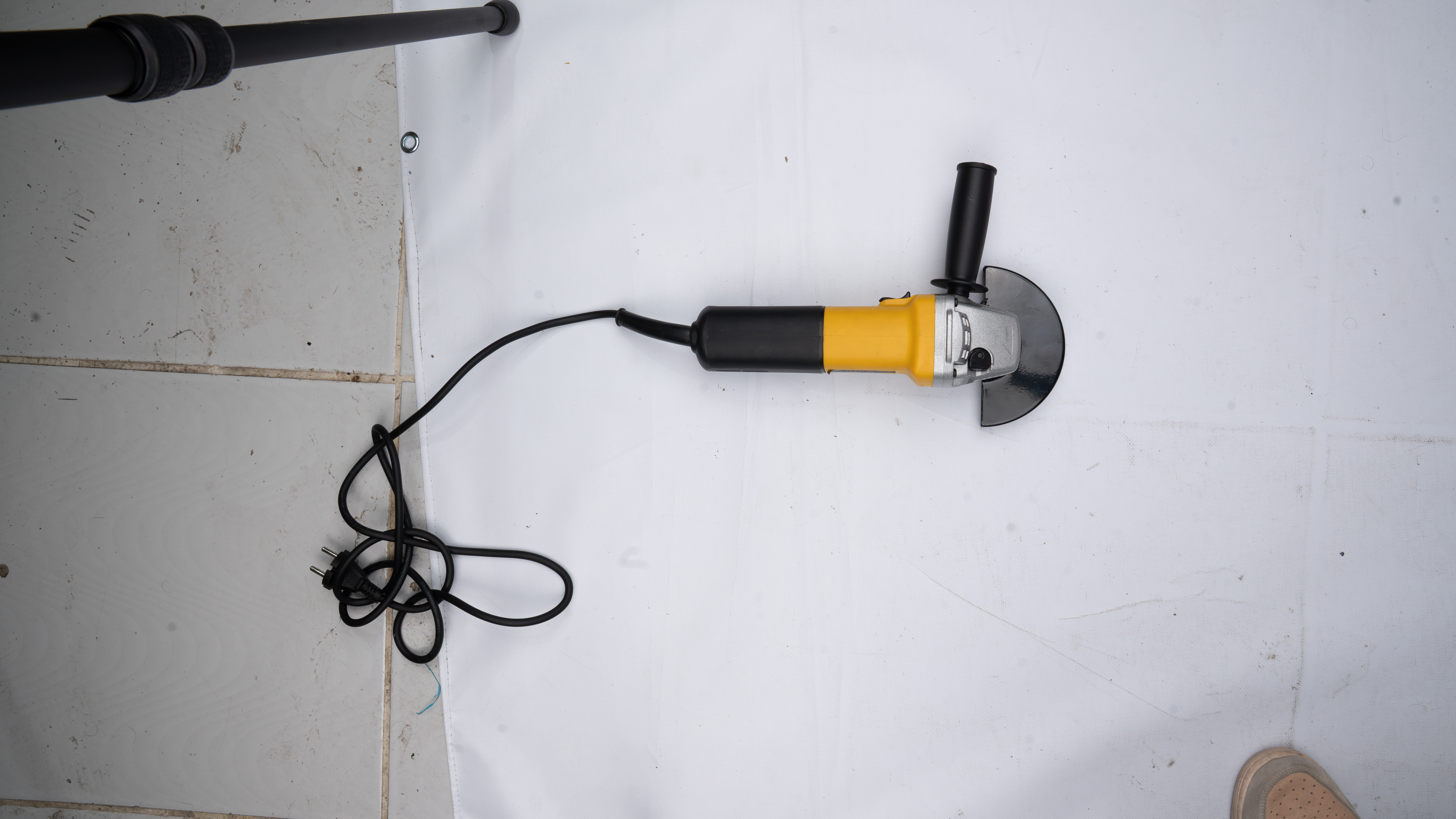 HKT734 780W Devir Ayarlı Avuç Taşlama Makinesi | 115mm Bakır Sargı